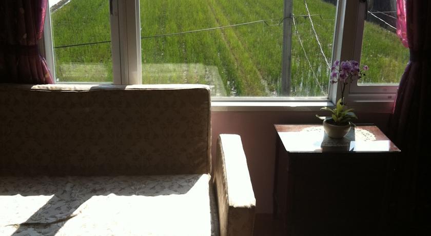 Отель 4 Seasons B&B