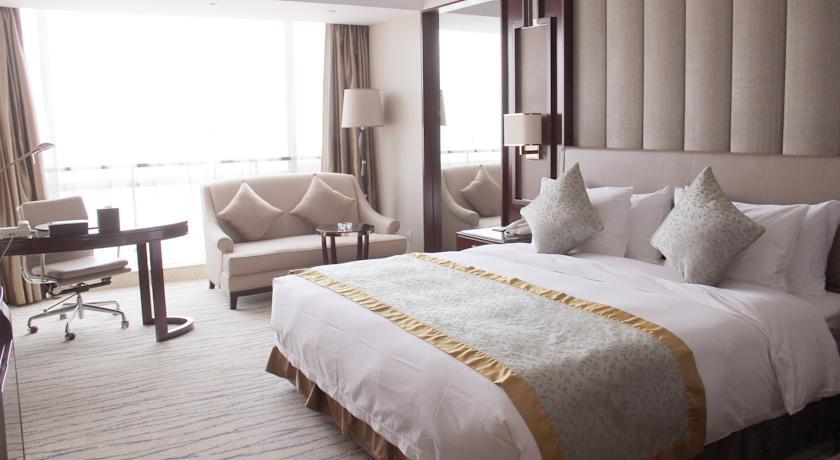 Отель Kangda Howard Johnson Hotel Qingdao