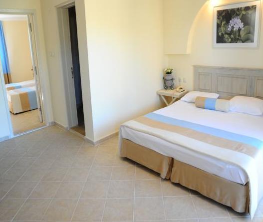 Отель Club Resort Atlantis
