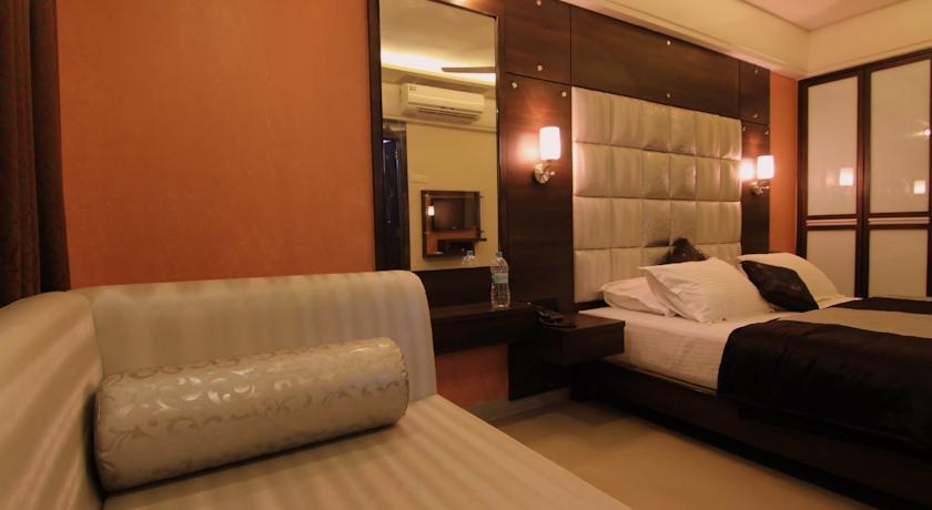 Отель Poonam Hotel
