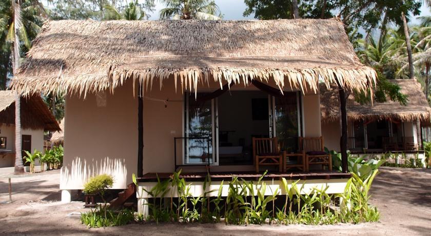Отель Angkana Hotel Bungalows