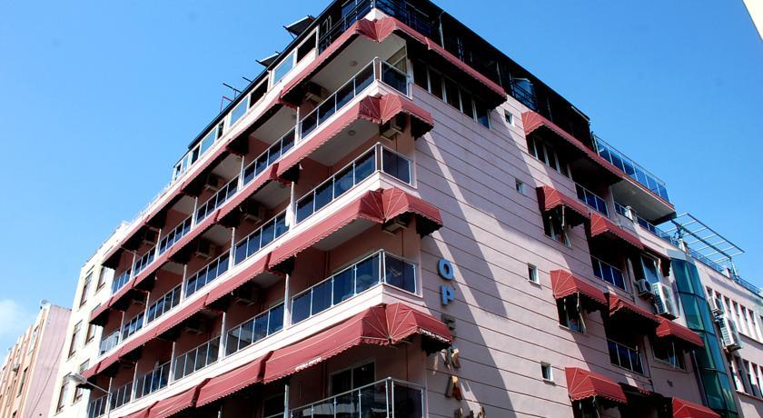 Opera Hotel