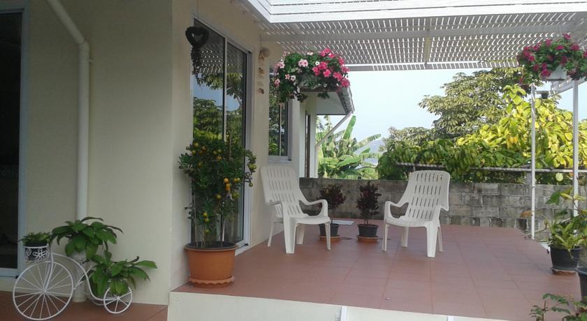 Апартаменты Jodee's House