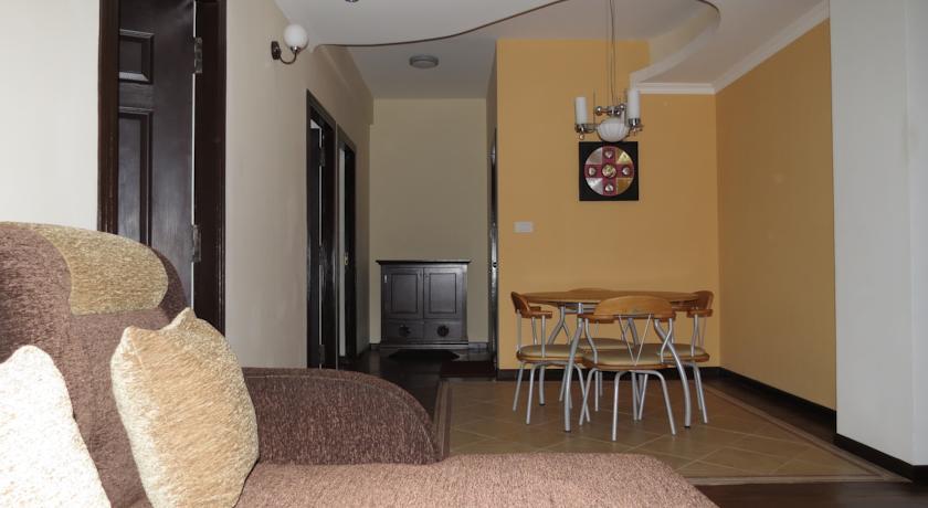 Retreat Serviced Apartment