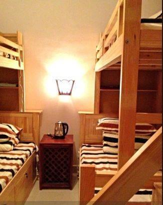 Отель The Lily Pad Inn