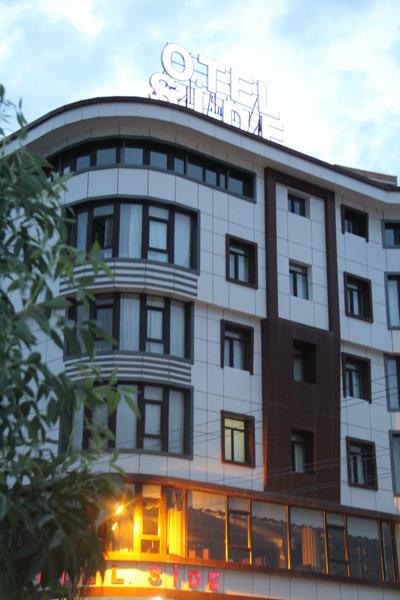 Отель Hotel Side