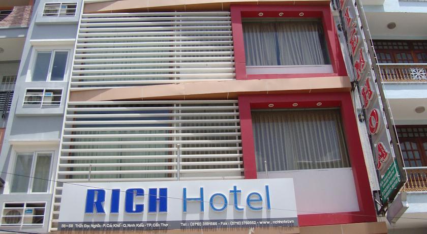 Отель Rich Hotel