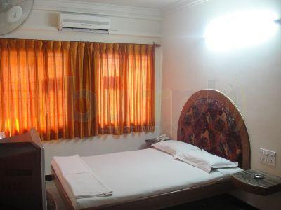 Chinna's Residency