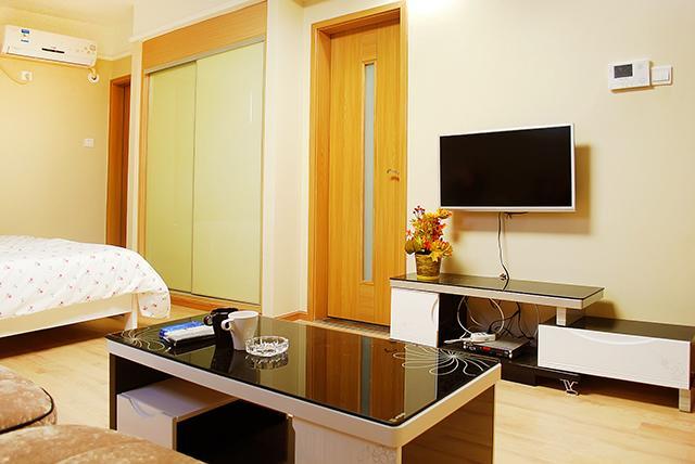 Chengdu Le Chao Hotel