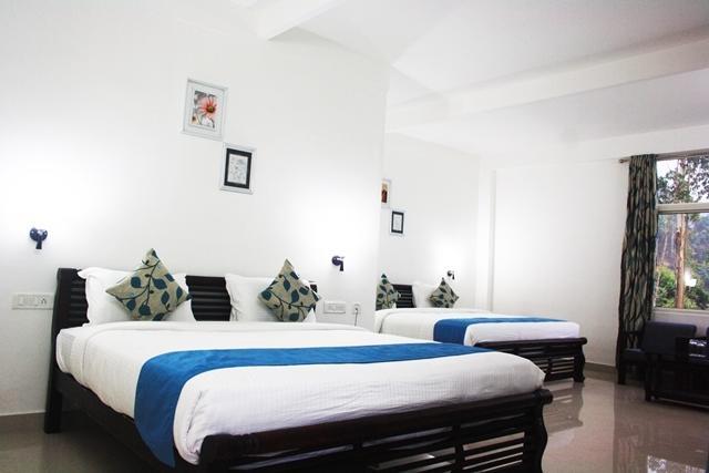 Отель Blue Berg Resorts