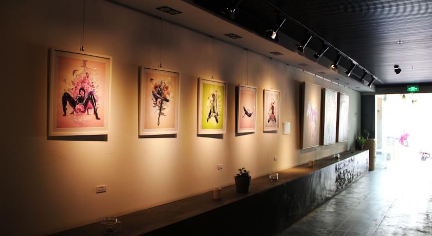 The Eight Art Hotel