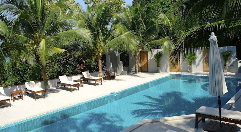 Отель Tantawan Bungalows