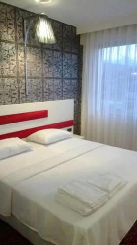 Отель Kadhirga Hotel