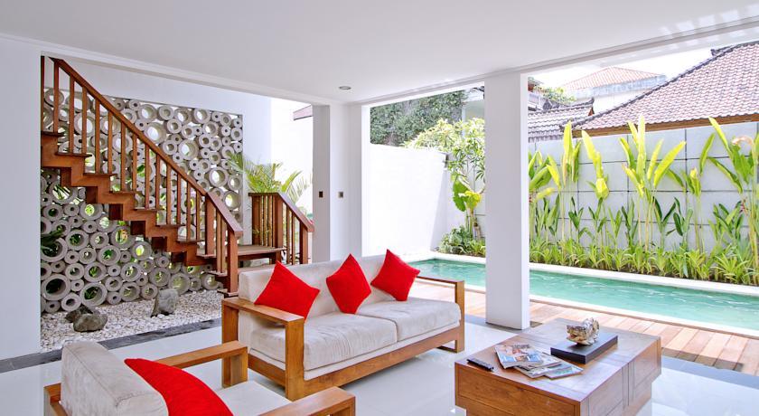 Отель Delu Villas & Suite