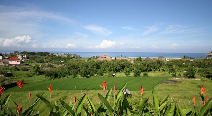 Отель FRii Bali Echo Beach