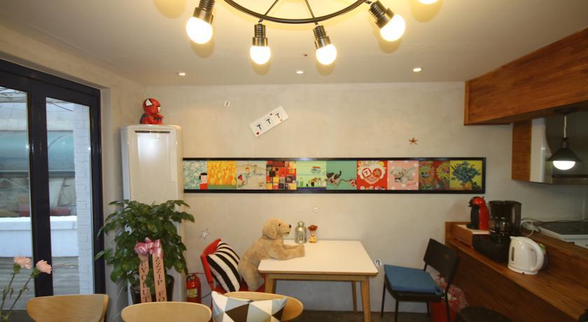 Central Hongdae Pencil Hostel : Zzzip