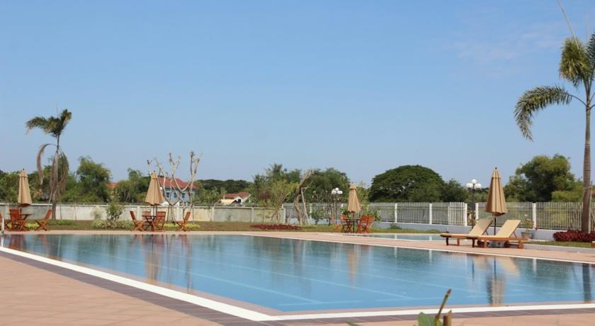 Отель KM Hotel