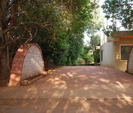 Отель SV-Inns Dwarkadhish Resort