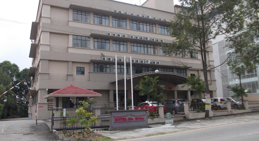 Отель Hotel Sri Sutra (Bandar Sri Damansara)