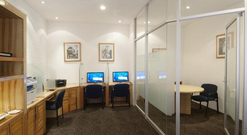 Отель Fiesta Inn Pachuca