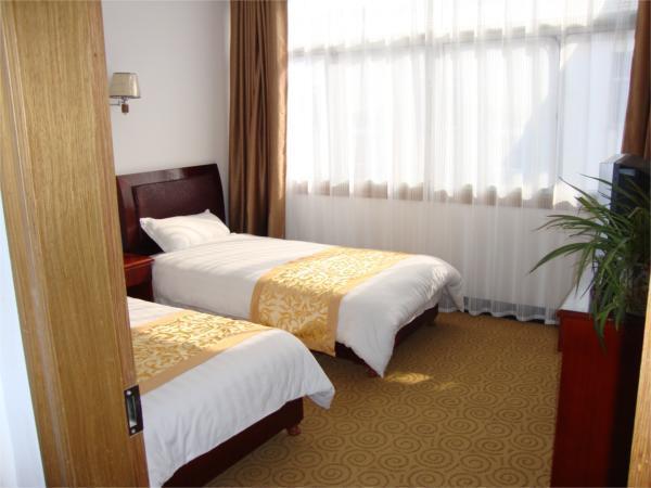 Отель Jiuhuashan Fenghuangyuan Hotel