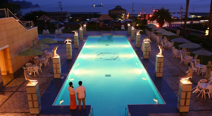 Отель Crystal View Hotel