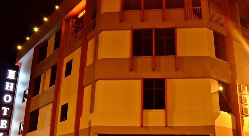 Отель Hotel Eastana