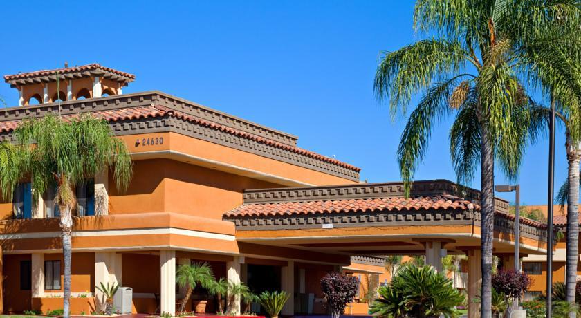 Отель Holiday Inn Express Moreno Valley - Lake Perris