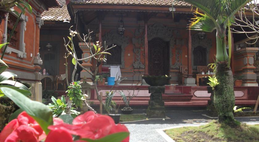 Arsa Home Stay