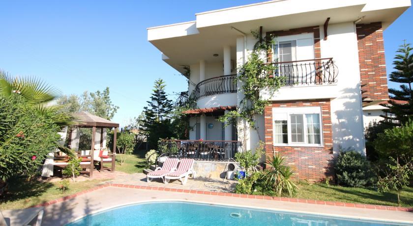 Sunshine Villas