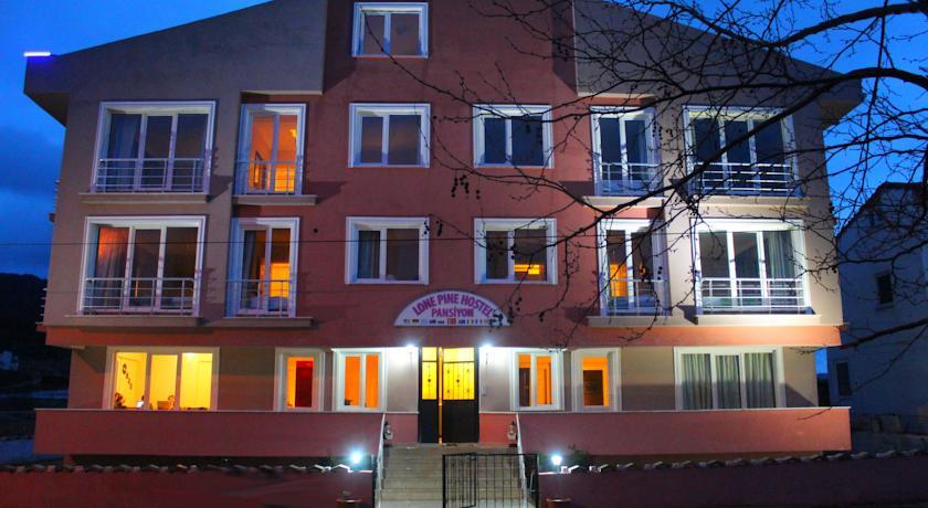Отель Lone Pine Pension