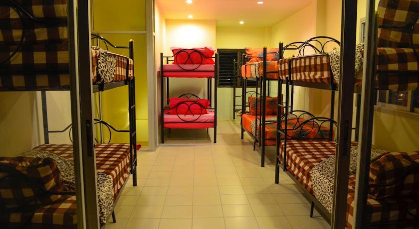 Let' Go Backpackers Hostel