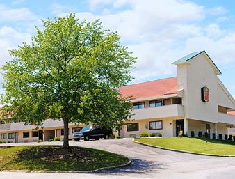 Отель Super 8 Strongsville