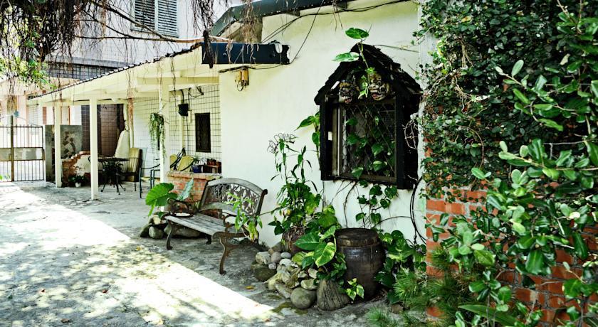 Отель Taipei Jinguashi Treehouse Homestay