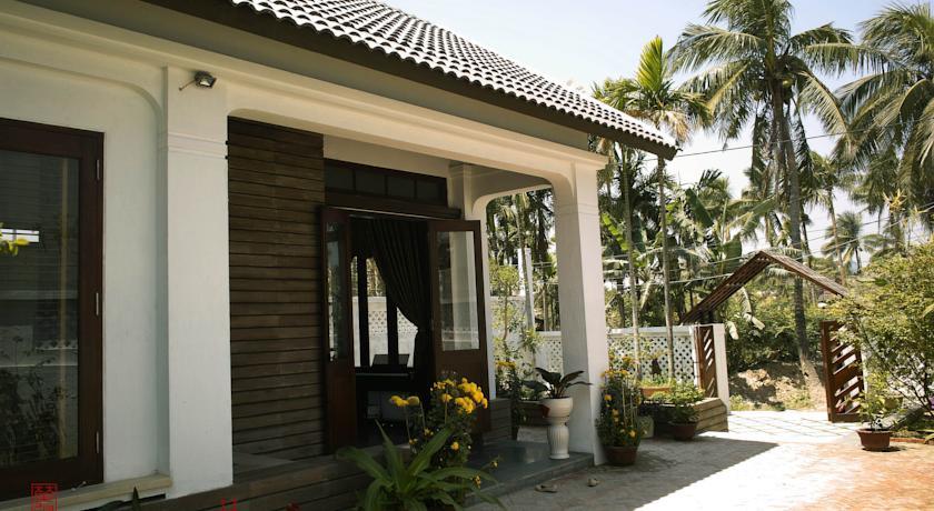 Calligraphy Homestay