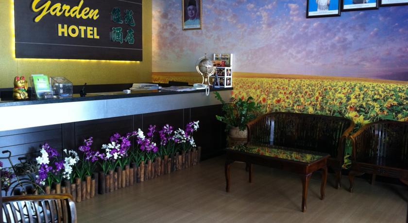 Отель Pontian Garden Hotel