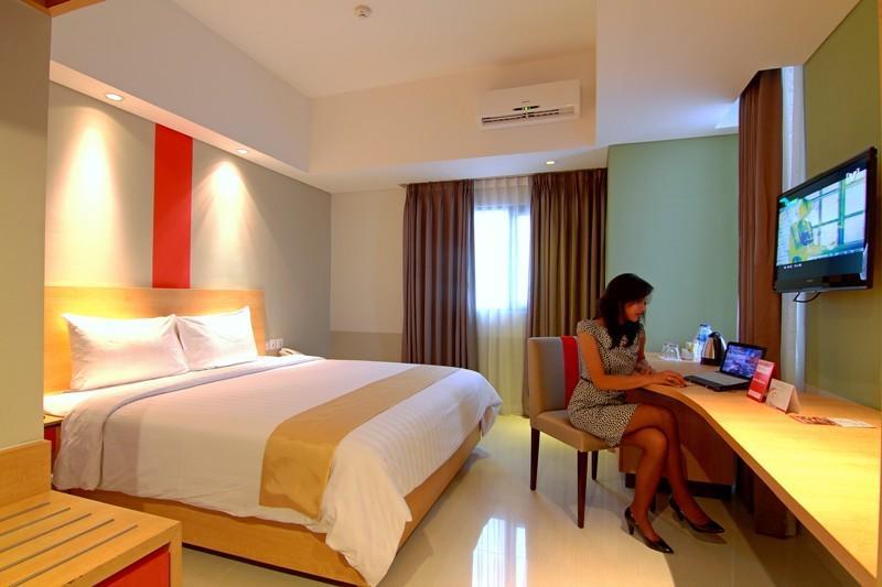 Отель @Hom Hotel Semarang