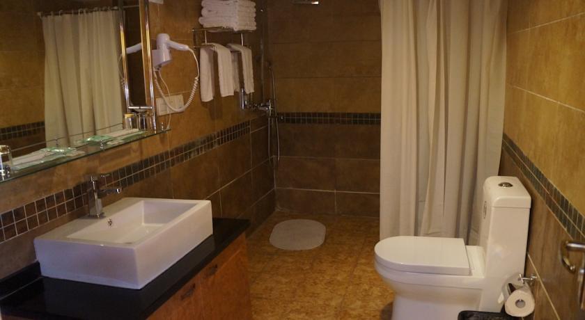 Отель Lhasa Badacang Hotel