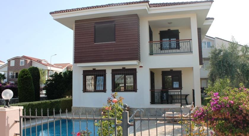 Villa Pearl