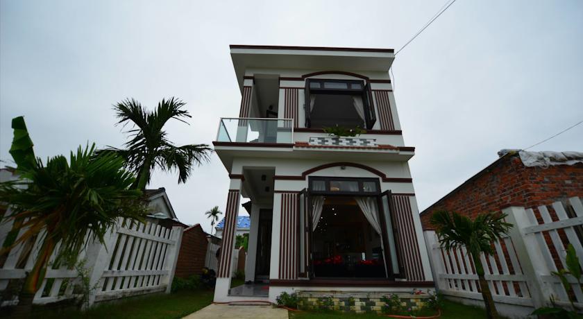 Gia Field Homestay
