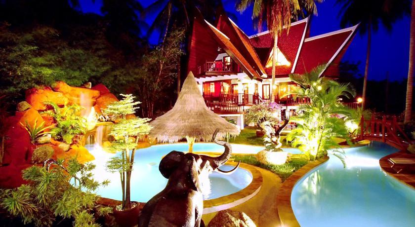Coco Palace Resort