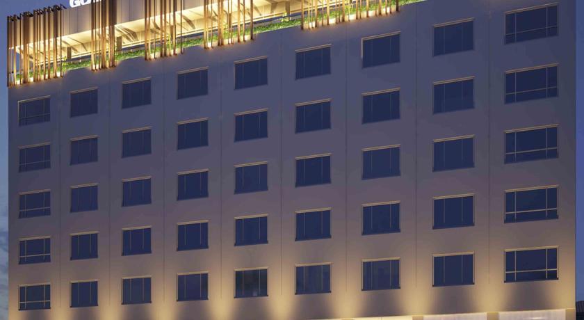 Отель Golden Tulip Dammam Corniche Hotel