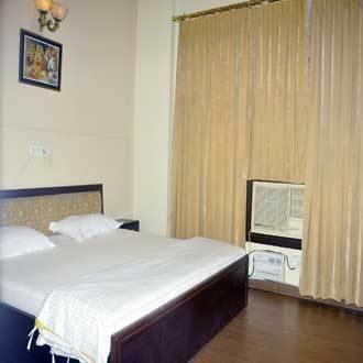 Отель Downtown Suites