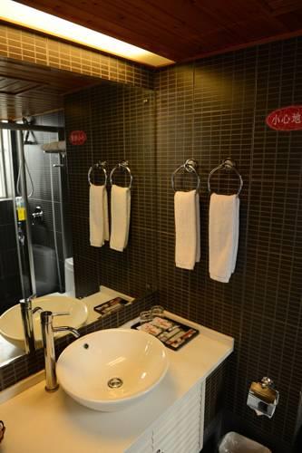 Sinew Hotel