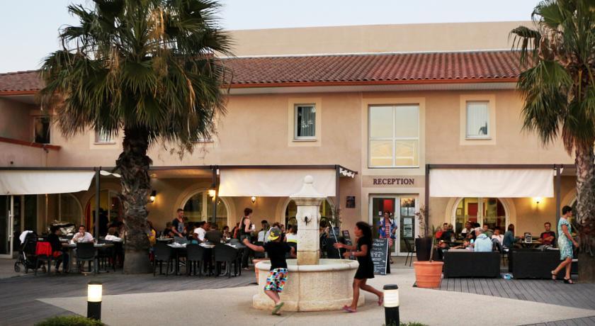Отель Les Jasses De Camargue