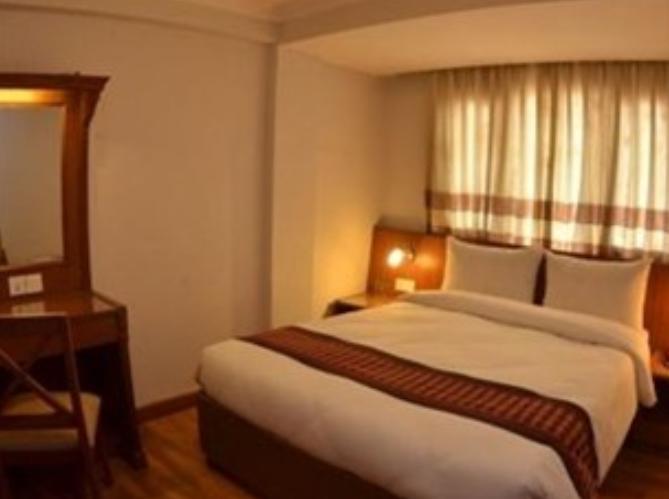 Osho Holiday Inn
