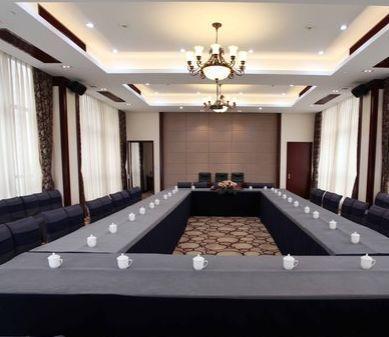 Gowinvina Hotel
