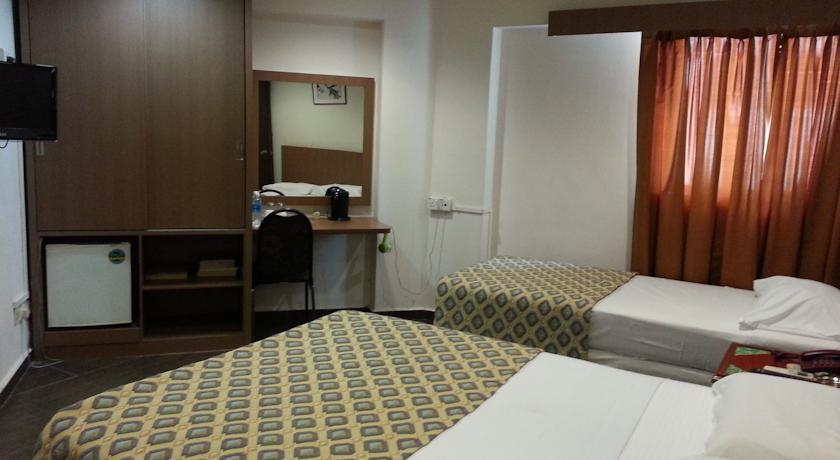 Beach Hotel Singapore