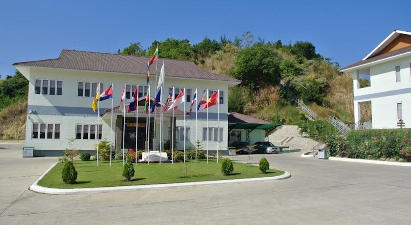Отель Myat Thinzar Hotel