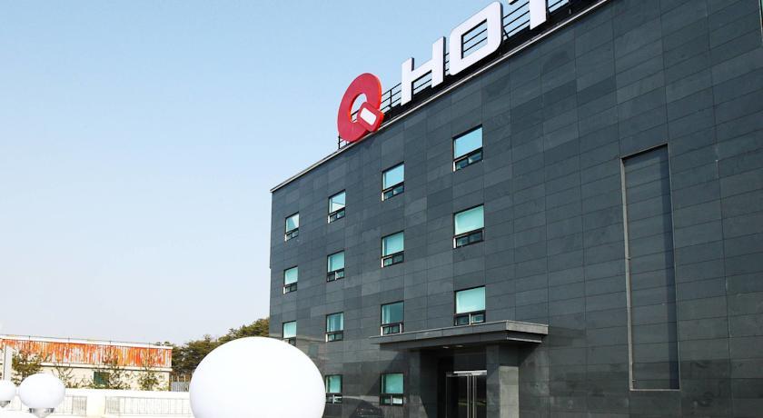 Отель Q Hotel